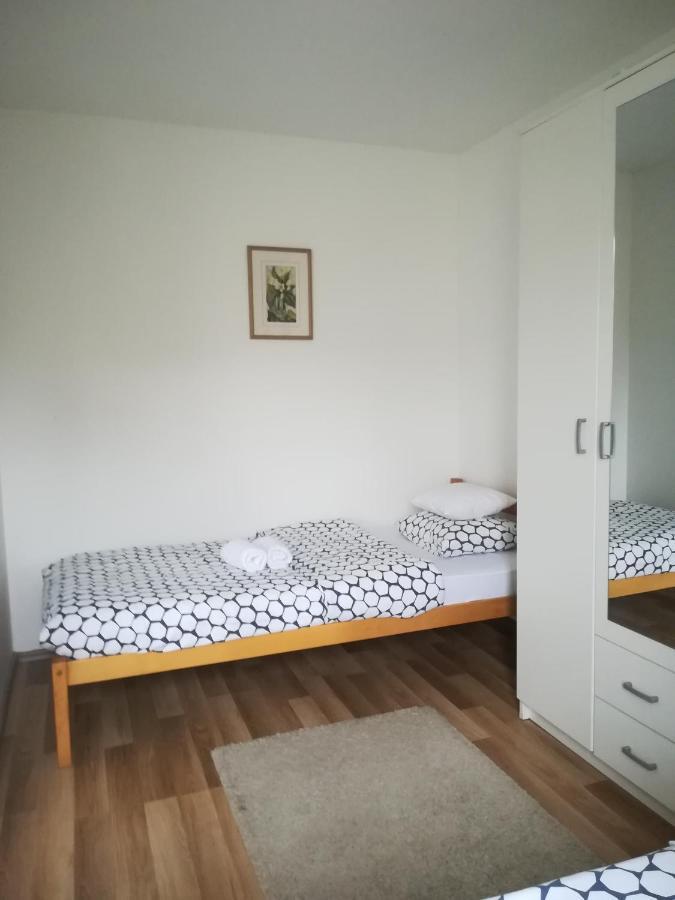 Meridian Apartment , 300M To Bus Terminal, Fast Wifi & Airport Transf ザグレブ エクステリア 写真