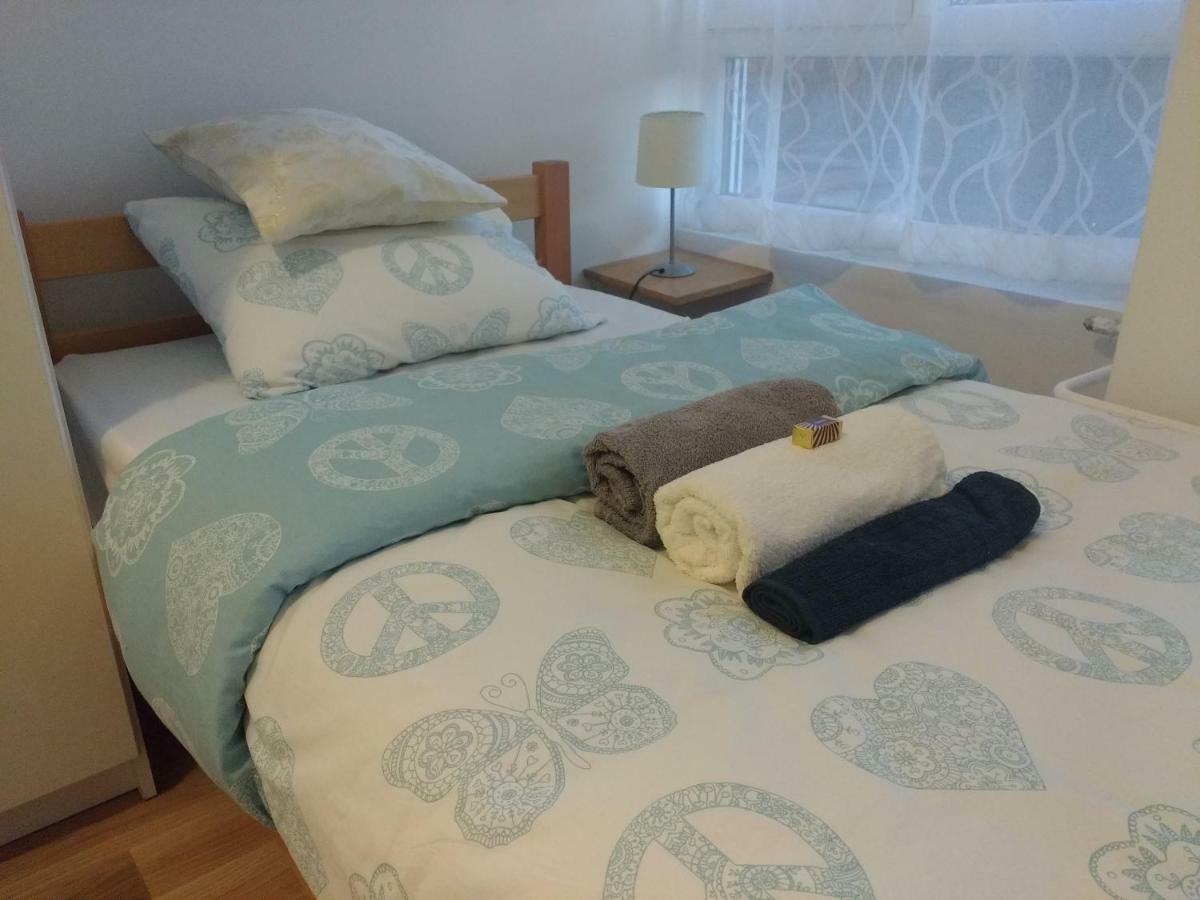 Meridian Apartment , 300M To Bus Terminal, Fast Wifi & Airport Transf ザグレブ エクステリア 写真